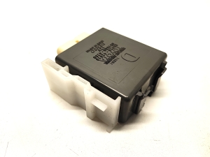 LEXUS NX (2014–2021) Module de commande de verrouillage centralisé 8597042010 - 3