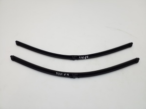 Mercedes Benz E-Class W207 (2009–2017) Scheibenwischerblätter A2048202300 - 2