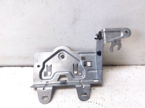 Mercedes Benz ML-Class 166 (2011–2015) Sonstiger Halter A1665457240 - 2