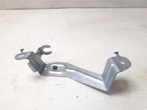 Sonstiger Halter - A1668101514
