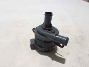   Pompe à eau auxiliaire  - 32222255 