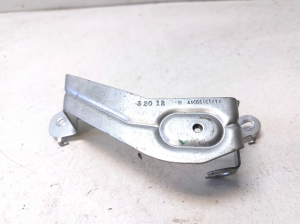 Mercedes Benz GL-Class 166 (2012–2015) Sonstiger Halter A1668101414 - 2