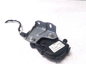 Rear fork windshield motor - A1666700004