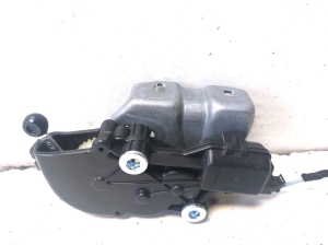 Mercedes Benz GL-Class 166 (2012–2015) Rear fork windshield motor A1666700004 - 3