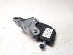 Rear fork windshield motor - A1666700104