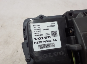 VOLVO XC60 (2017–2026) Instrument cluster 32374506 - 2