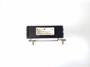 LEXUS LS (2000–2006) Juhtplokk 8934050020 - 4