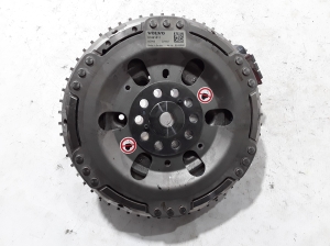 VOLVO XC60 (2017–2026) Clutch flywheel 31491811 - 3