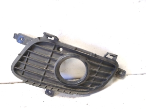 Front bumper fog lamp cover - A1698850522