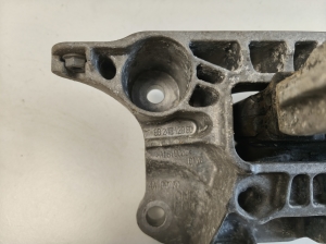 Opel Corsa F (2019–2026) Engine mount 9824312980 - 3