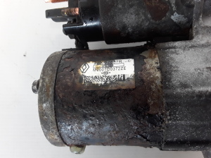 Dacia Sandero (2012–2021) Starter 233000557R - 2