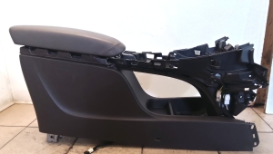 RENAULT Espace V (2014–2026) Mittelkonsole 1351538X