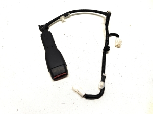   Boucle de ceinture de sécurité avant  -  