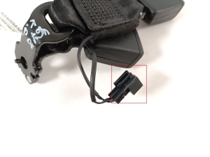 AUDI A4 B9 (2015–2026) Sicherheitsgurtschloss hinten 8W0857739D - 3