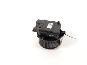 AUDI A4 B9 (2015–2026) Heizungsgebläsemotor 4M1820021C - 2