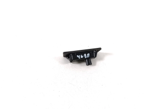 AUDI A4 B9 (2015–2026) Numbrimärgi tuled 5NA943021 - 2