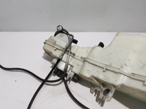 VOLVO XC60 (2017–2026) Réservoir lave-glace avant 32328197 - 4