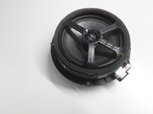 Kia Sorento (2009–2014) Rear side door speaker 963412PAA0 - 3
