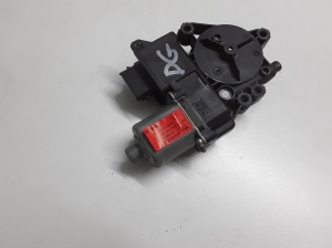 Kia Sorento (2009–2014) Rear side door window regulator motor 834602P010 - 3