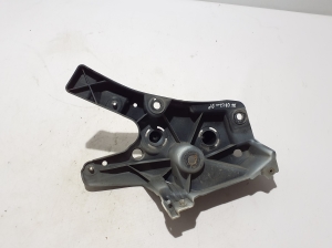 VOLVO XC60 (2017–2026) Front fender bracket 32288929 - 2