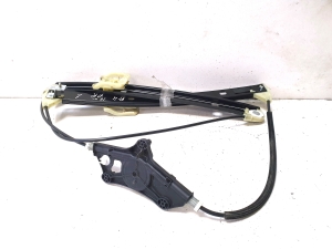 AUDI A4 B9 (2015–2026) Front door window regulator 8W0837461 - 3