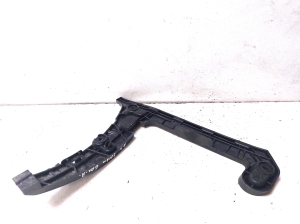 AUDI A4 B9 (2015–2026) Rear bumper bracket 8W5807454 - 3