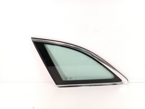   Vitre de custode arrière  - 8W9845297F 