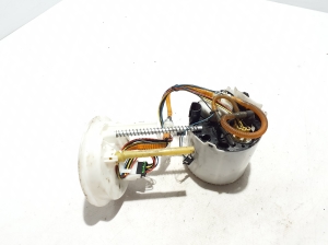 VOLVO XC60 (2017–2026) Pompe à carburant dans le réservoir 32203572 - 2