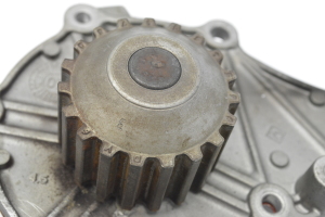 Ford Focus (2004–2011) Kühlwasserpumpe Wasserpumpe 26739300 - 2