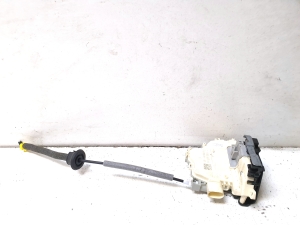 AUDI A4 B9 (2015–2026) Rear side door lock 4G0839015F - 2