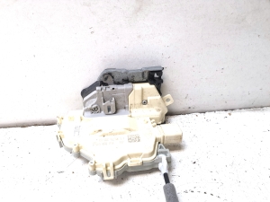 AUDI A4 B9 (2015–2026) Rear side door lock 4G0839015F - 5