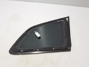 VOLVO XC60 (2017–2026) Vitre de custode arrière 32314266 - 2