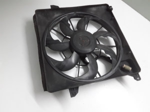 Kia Sorento (2009–2014) Intercooler radiator fan 253802P200 - 2