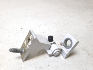 AUDI A4 B9 (2015–2026) Rear side door lower hinge 8W0831403A - 2