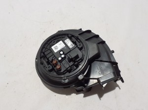 VOLVO XC60 (2017–2026) Heater blower motor 32241017 - 3