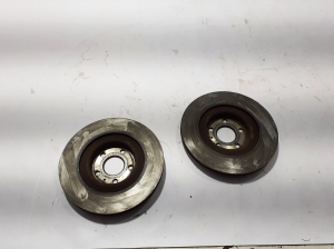 VOLVO XC60 (2017–2026) Tagumine piduriketas 32470207 - 2