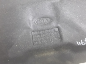 Kia Sorento (2009–2014) Hood sound insulation 811242P500 - 3