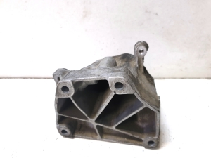 Mercedes Benz Sprinter /906/ (2006–2018) Motorhalter A6512231704 - 4