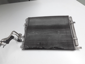 Kia Sorento (2009–2014) Klimakühler 976062P100 - 2