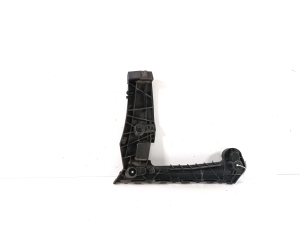 AUDI A4 B9 (2015–2026) Rear bumper bracket 8W9807453C - 2
