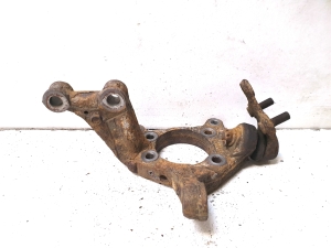 TOYOTA Avensis T27 (2008–2019) Front hub stump without bearing - 2