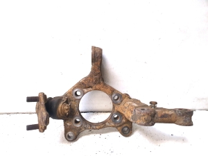 TOYOTA Avensis T27 (2008–2019) Front hub stump without bearing - 4