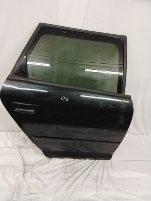 AUDI A3 8P (2003–2012) Rear side doors and their parts 8P4833052A - 4