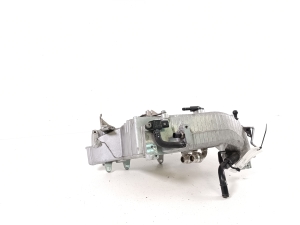 AUDI A4 B9 (2015–2026) Sisselaskekollektor 05L129766P - 5