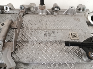 AUDI A4 B9 (2015–2026) Sisselaskekollektor 05L129766P - 6