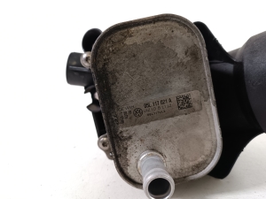 AUDI A4 B9 (2015–2026) Ölfiltergehäuse 05L115389 - 3