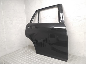 Rear side doors