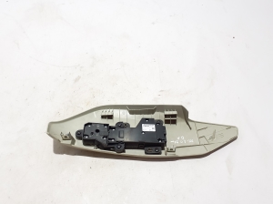 VOLVO XC60 (2017–2026) Sitzverstellschalter 31419539 - 2