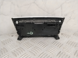 Mercedes Benz CLK-Class 209 (2002–2009) Heater control panel A2038304085 - 5