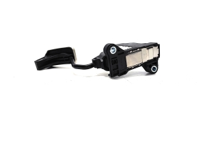LEXUS NX (2014–2021) Accelerator pedal 781100W080 - 3